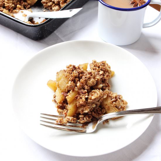 Apple Crumble - Recipe photo by Healthy Happened