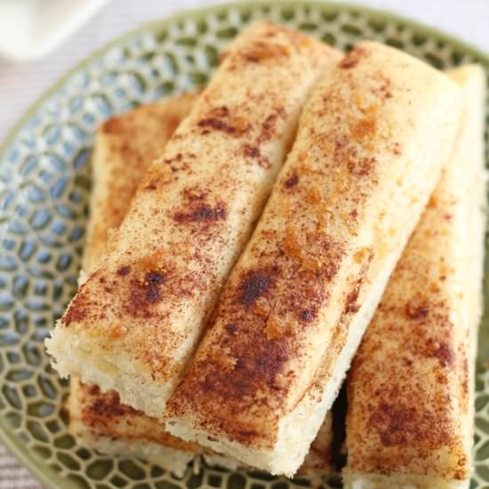 Fluffy Cinnamon Breadsticks - Recipe photo by ilonaspassion
