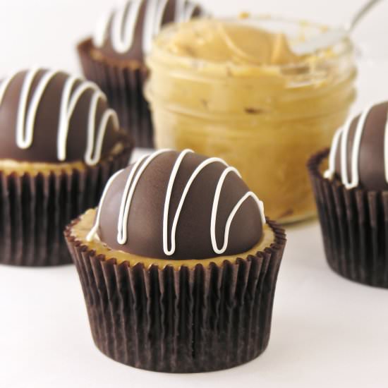 Peanut Butter Bomb Cupcakes - Recipe photo by easybaked