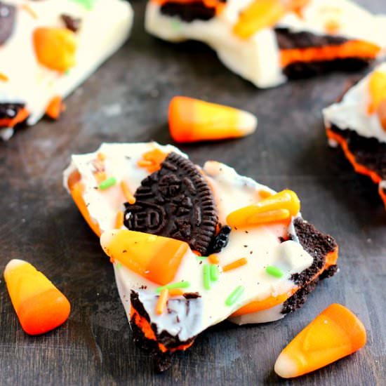 White Chocolate Boo Bark - Recipe photo by pumpkinnspice