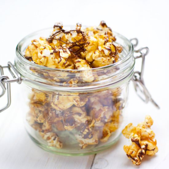 Salted Caramel & Chocolate Popcorn - Recipe photo by finefreshfood