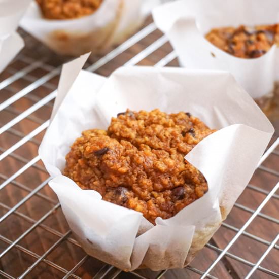Healthy Flourless Pumpkin Muffins - Recipe photo by thedessertchronicles