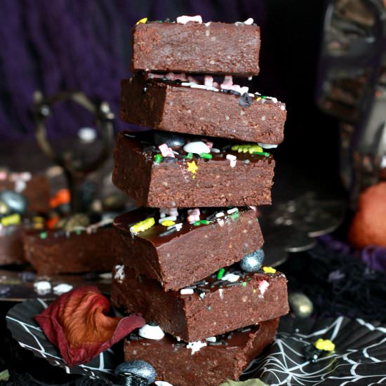 Black Magic Protein Bars - Recipe photo by Summer Bakes