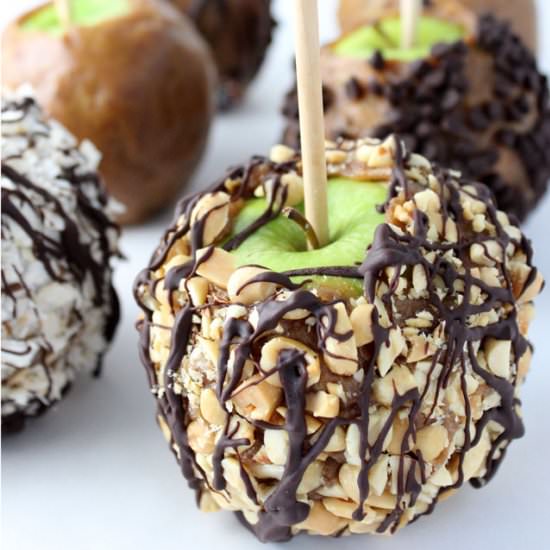 Medjool Date Caramel Apples - Recipe photo by ItDoesntTasteLikeChicken