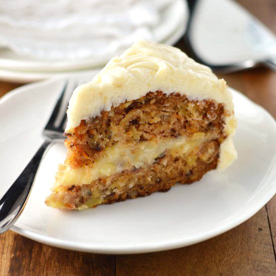 Carrot Cake with Creamy Pineapple - Recipe photo by Fridaycakenight