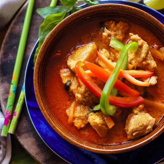 Thai Red Chicken Curry - Recipe photo by TheUrbanSpice