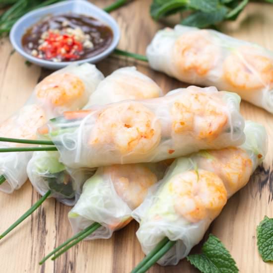 Prawn Rice Paper Rolls - Recipe photo by Grab Your Spork