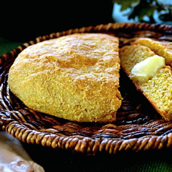 Rustic Yeast Cornbread - Recipe photo by Kitchengetaway