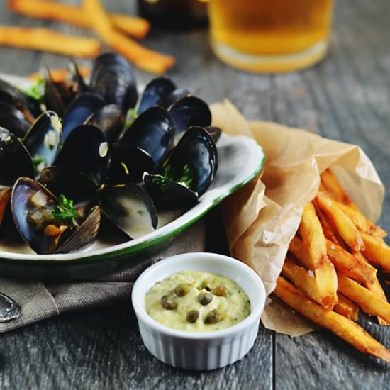Beer-Braised Moules Frites - Recipe photo by lexibites