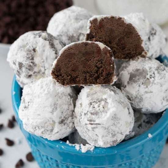 Double Chocolate Snowball Cookies - Recipe photo by crazyforcrust