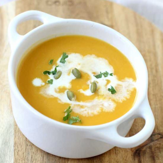 Roasted Butternut Squash Soup - Recipe photo by veggiecravings