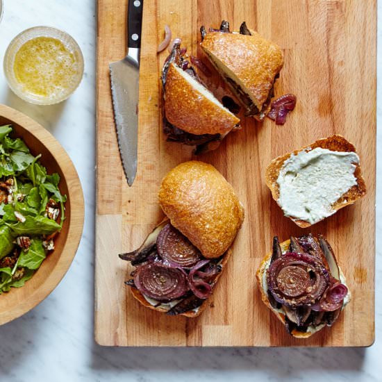 Blue Cheese Portobello Sandwiches - Recipe photo by Marley Spoon
