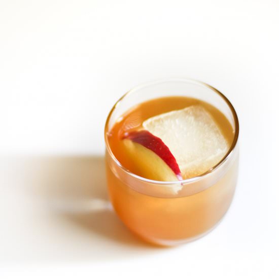 Whiskey Cider Cocktail - Recipe photo by fritesandfries