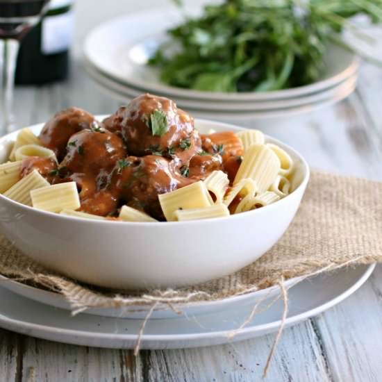 Cinnamon Meatballs - Recipe photo by Hungry Couple