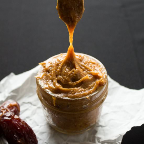 Maple Date Caramel Sauce - Recipe photo by cinnamonscribe