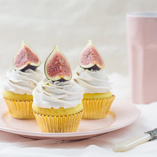 Wine and fig cupcakes - Recipe photo by Briose de Acasa
