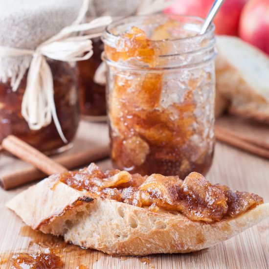 Easy Apple Pie Jam - Recipe photo by photosandfood