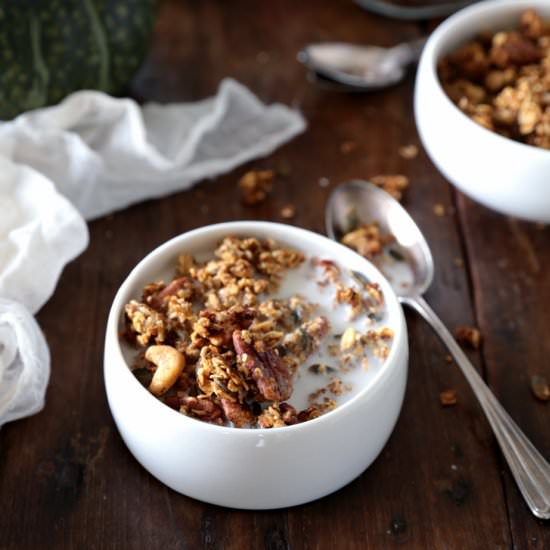 Pumpkin Pie Granola - Recipe photo by swoonfood