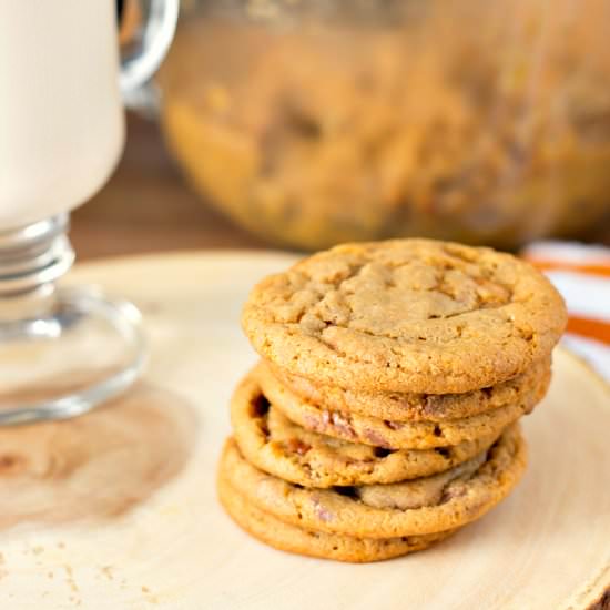 Butterfinger Pudding Cookies - Recipe photo by tastefullyeclectic