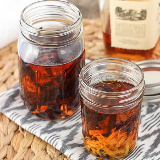 Homemade Vanilla Extracts - Recipe photo by mysequinedlife