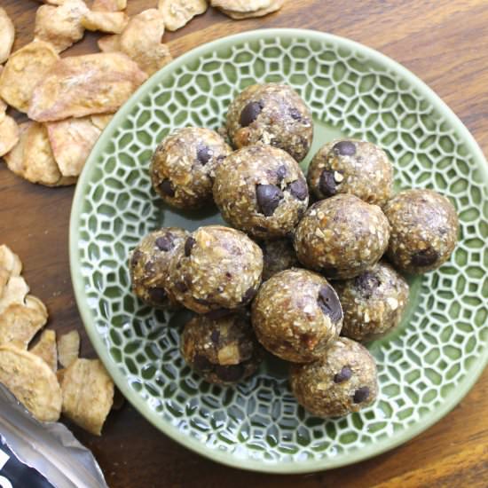 Banana Bread Granola Bites - Recipe photo by TheSpiffyCookie