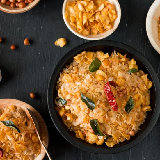 Beaten rice and cornflakes trailmix - Recipe photo by currytrail