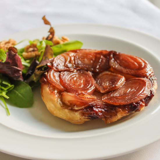 Individual Shallot Tarte Tatin - Recipe photo by EatLikeYouLoveYourself