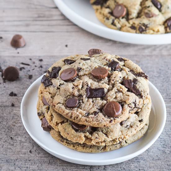 Peanut Butter Cup Cookies - Recipe photo by bakerita
