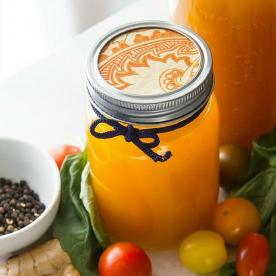 Crockpot Bone Broth - Recipe photo by YuriElkaim1