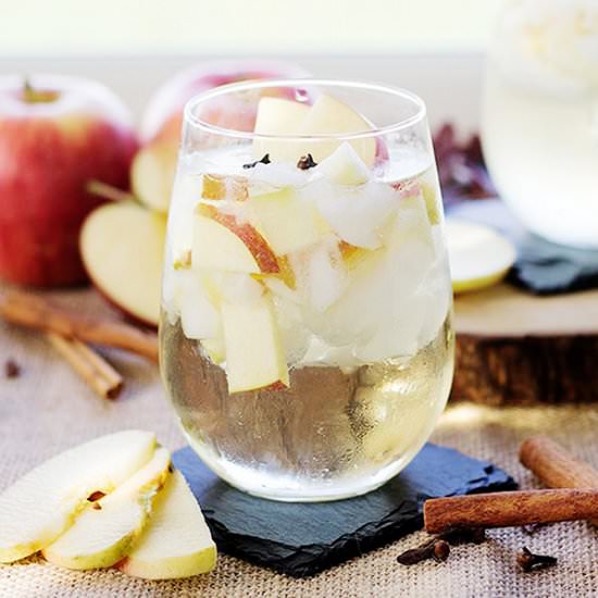 Spiced Apple Sangria - Recipe photo by JennMeyering