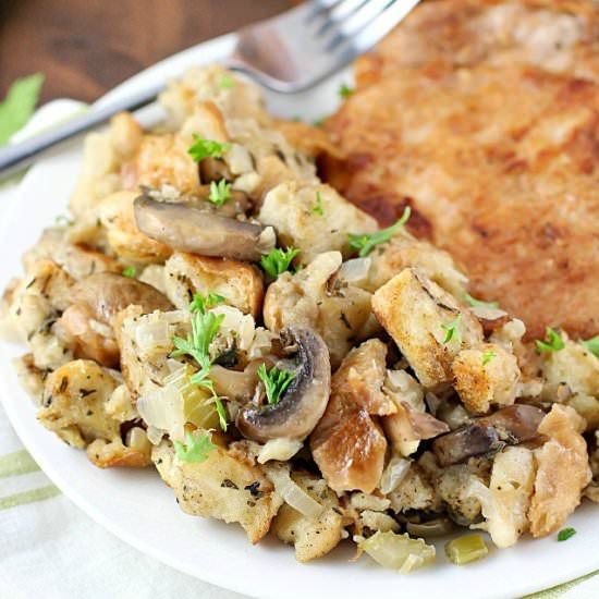 Crock Pot Stuffing - Recipe photo by yummyhealthyeasy