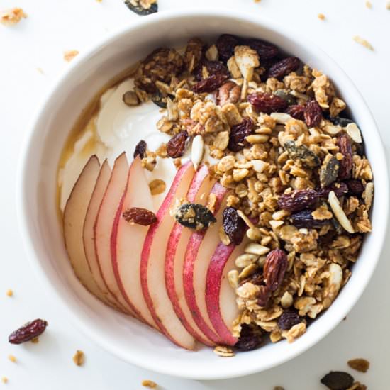 Healthy Homemade Granola - Recipe photo by GreenHealthyCooking