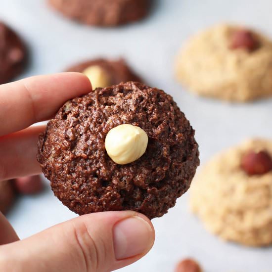 Honey Hazelnut Macaroon - Recipe photo by Leelalicious