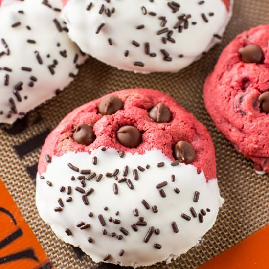 Red Velvet Chocolate Chip Cookies - Recipe photo by Deliciously Sprinkled