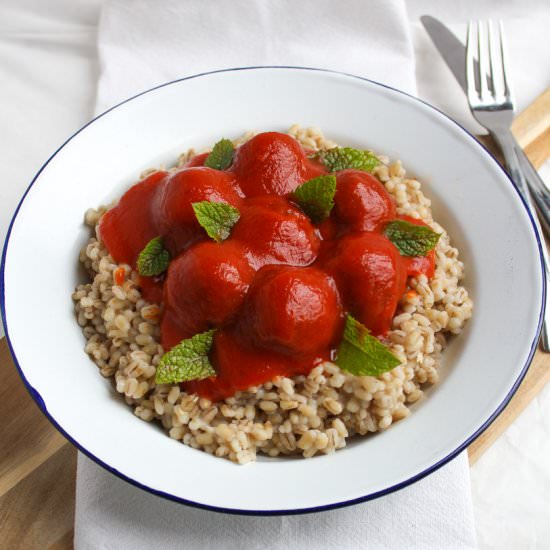 Meatballs with Tomato Sauce - Recipe photo by vertruffelijk