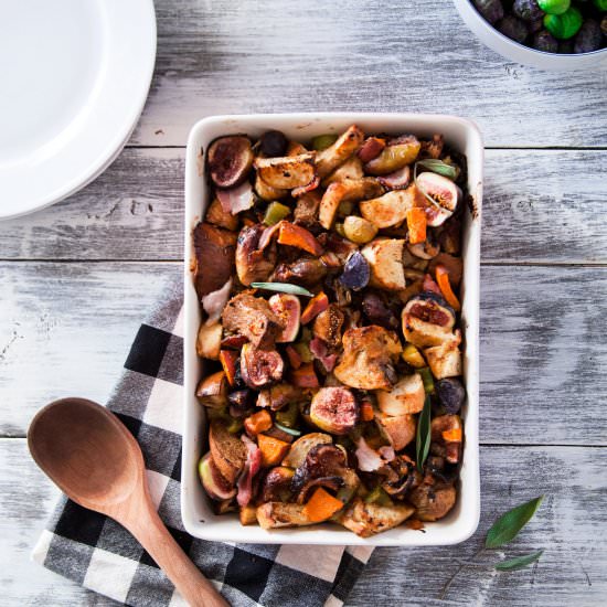 Sweet & Savory Bagel Stuffing - Recipe photo by NorthDixieKitchen