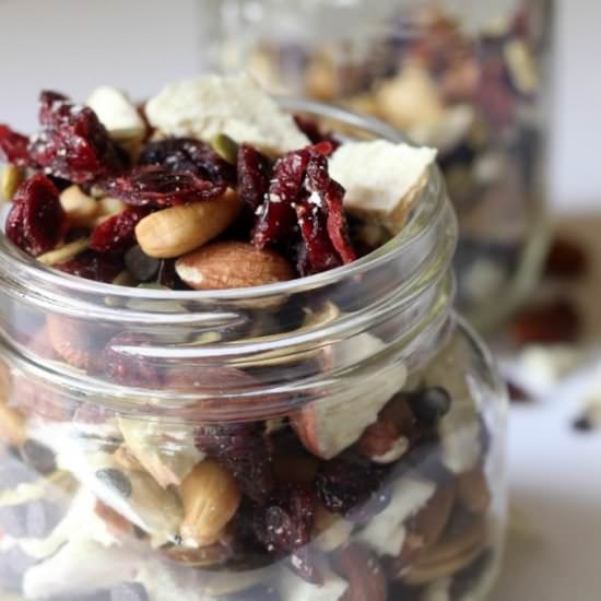 Fall Trail Mix - Recipe photo by MyCookingSpot