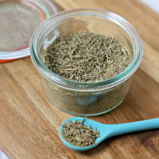Homemade Poultry Seasoning - Recipe photo by CookingInStilettos