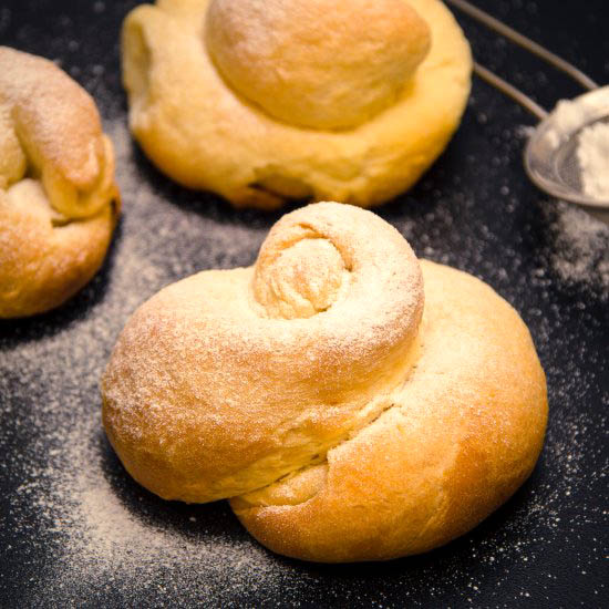 Snails with Butter and Vanilla - Recipe photo by Licuta Marin