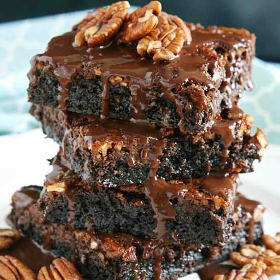 Double Chocolate Chip Pecan Bars - Recipe photo by yummycrumble
