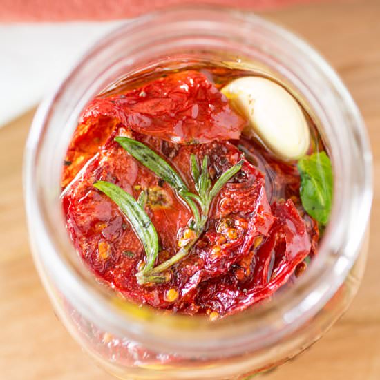 Sun Dried Tomatoes - Recipe photo by ChiliPepperMadness