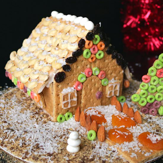 Graham Cracker House - Recipe photo by revisfoodography