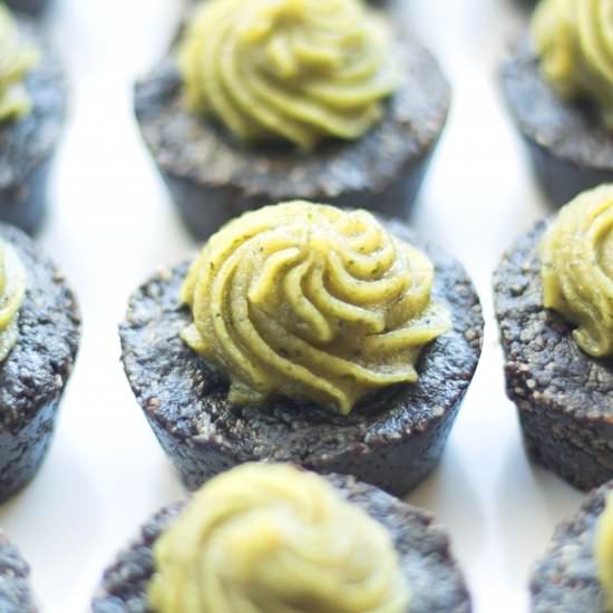 Healthy Mint Chocolate Tarts - Recipe photo by EvolvingTable