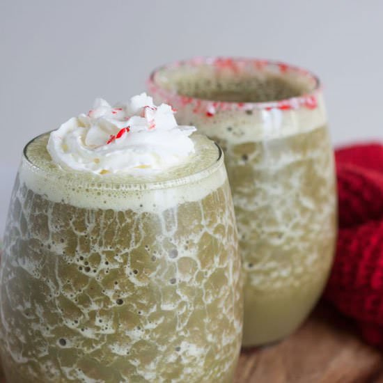 Green Peppermint Smoothie - Recipe photo by blenderhappy