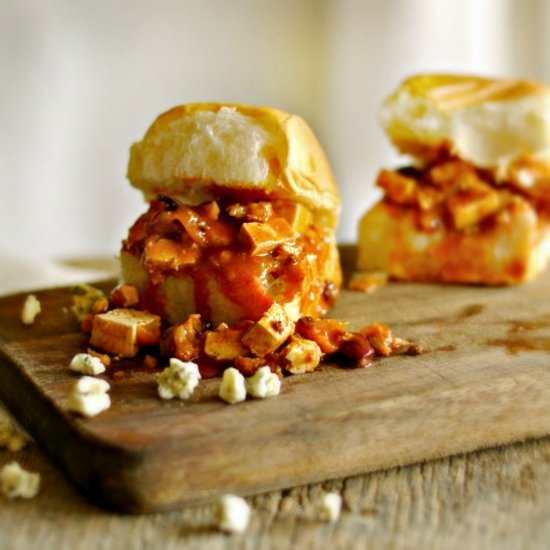 Vegetarian Buffalo Sliders - Recipe photo by loavesanddishes