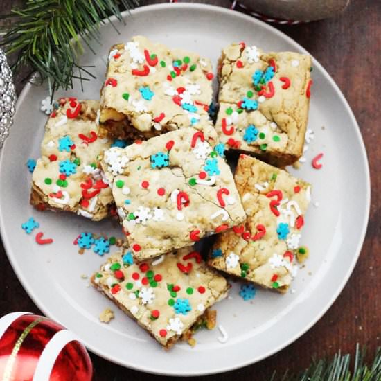 Chocolate Christmas Blondie - Recipe photo by theskinnypot
