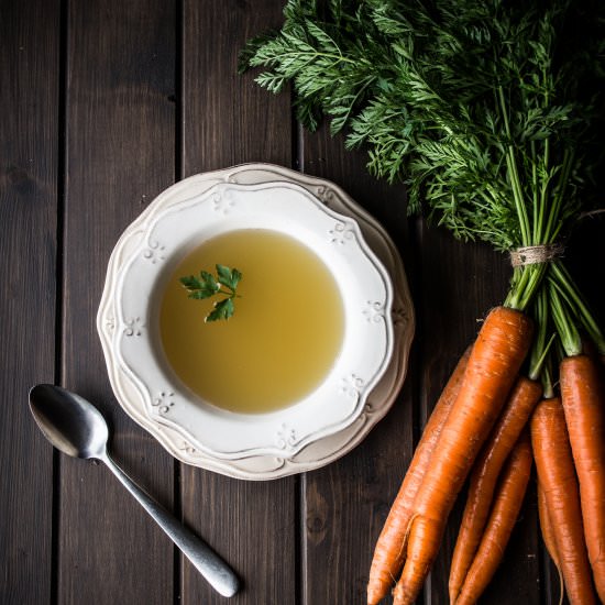 Chicken Broth - Recipe photo by xabilikeschocolate
