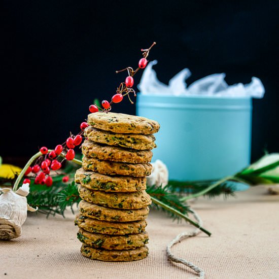 Salty Sweet Onion Crackers - Recipe photo by Anu@MyGingerGarlicKitchen