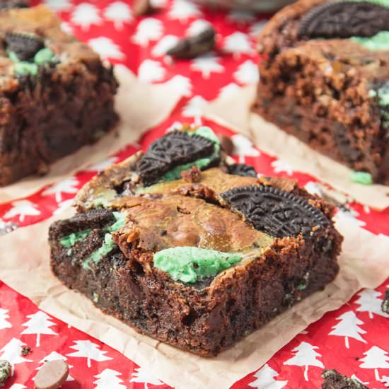 Mint Oreo Brownies - Recipe photo by anniesnomsblog