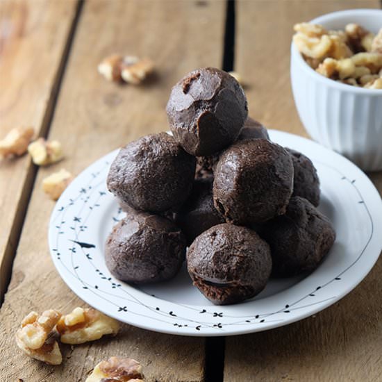 Holiday Creamed Cocoa Bites Raw/Veg - Recipe photo by icanteatwhat